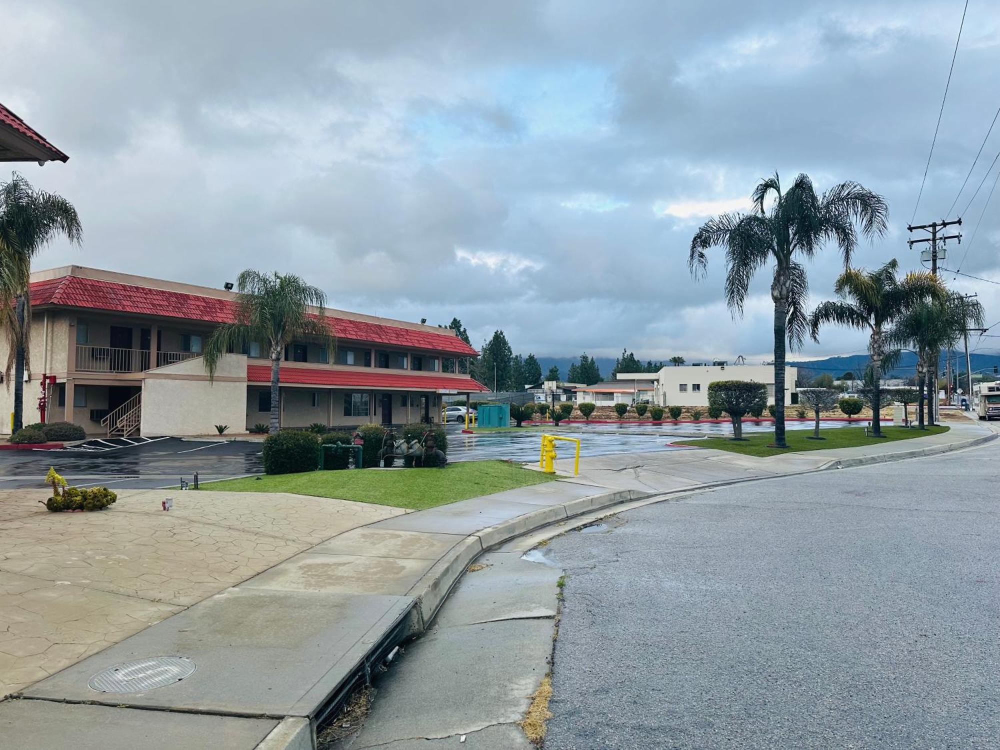 Americas Best Value Inn Calimesa Экстерьер фото