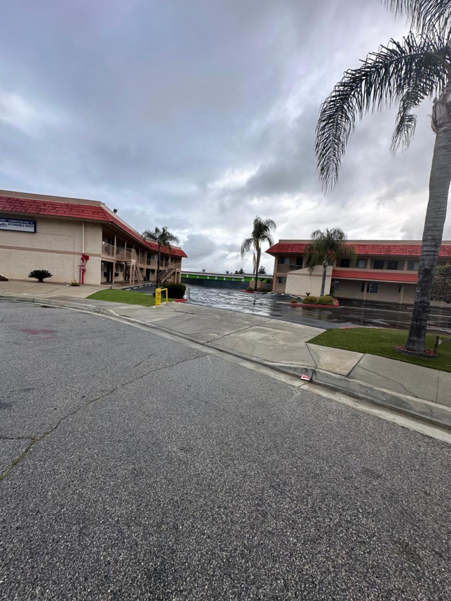 Americas Best Value Inn Calimesa Экстерьер фото